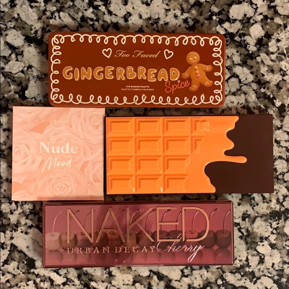 BUNDLE of eyeshadow palettes